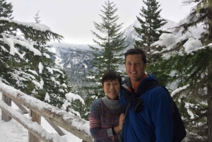 シアトル：レーニア山のロングマイヤー冬の 1 日ツアー