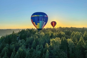 Seattle: lot balonem na ogrzane powietrze o zachodzie słońca na Mount Rainier