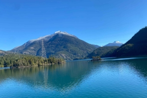 シアトル発：ノースカスケード山脈日帰りツアーをご体験ください