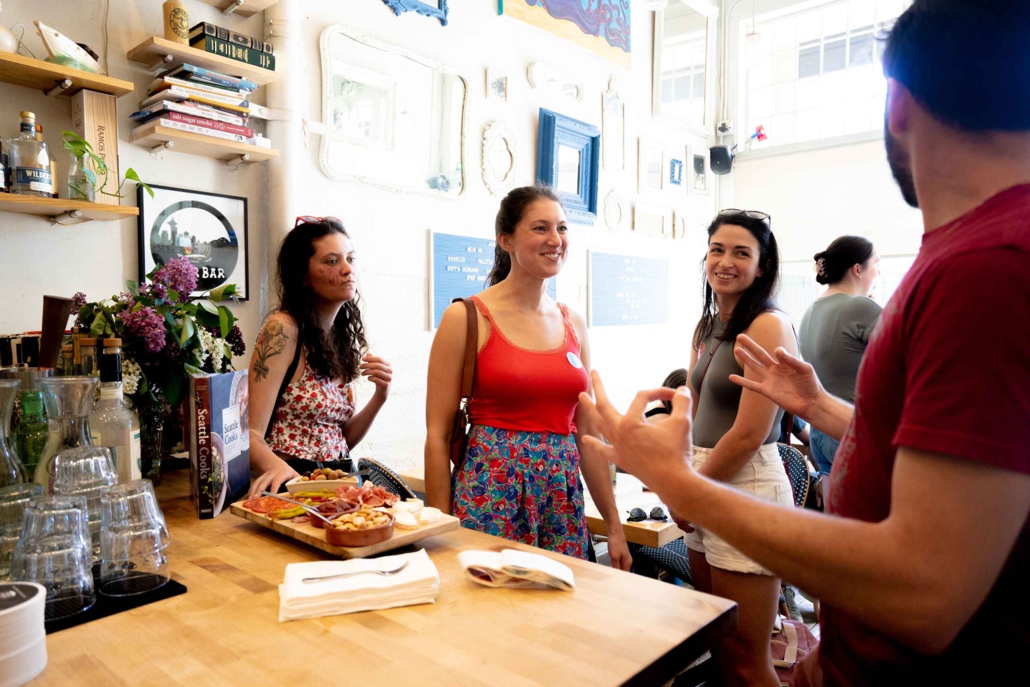 Seattle: Pike Place Market Gourmet Food Tour