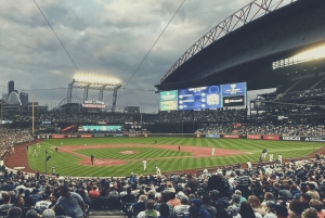 Seattle: partita di baseball dei Seattle Mariners al T-Mobile Park