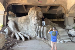 シアトル：スノコルミー滝と市内の見どころツアーをご案内いたします