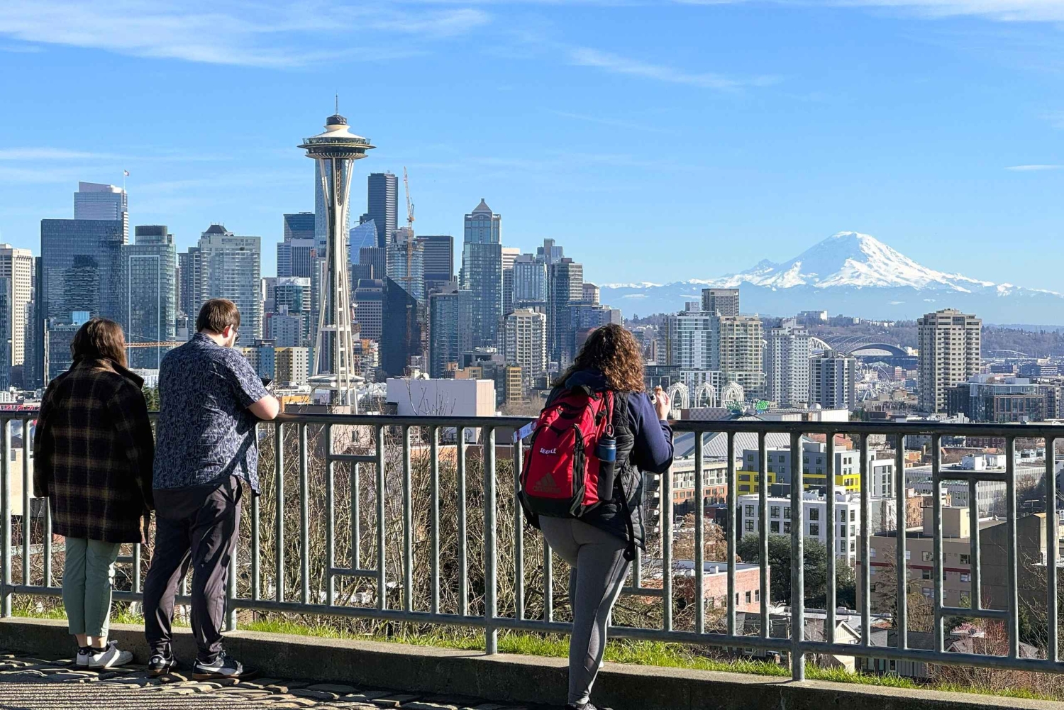 Najlepsze atrakcje Seattle i majestatyczne wodospady Snoqualmie