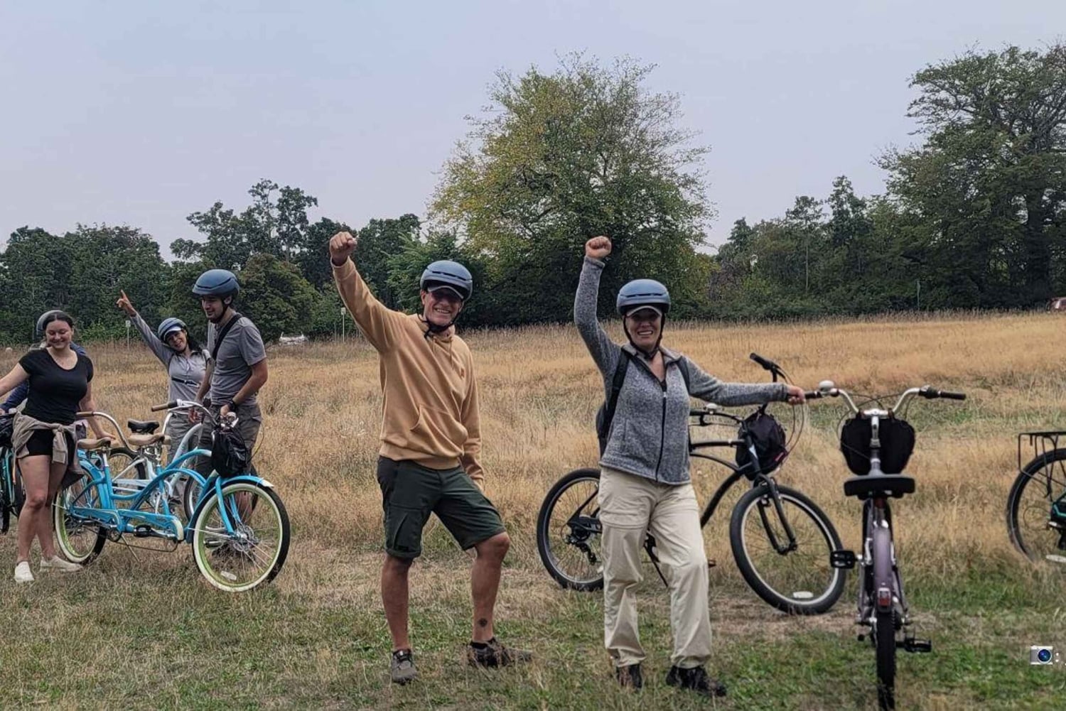 ビクトリア：3時間シティハイライトツアー＆海岸サイクリング