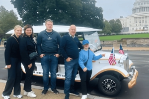 DC: Historic Monuments Guided Tour by Vintage Car