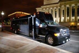 Washington, DC: Holiday Lights Nighttime Bus Tour
