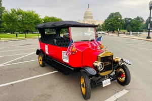 Washington, DC: Day & Night Electric Cart & Vintage Car Tour