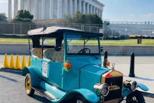 Washington, DC: Day & Night Electric Cart & Vintage Car Tour