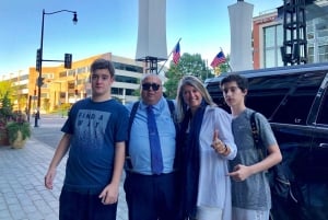 Washington DC: Multilingual Private Day or Evening SUV Tour