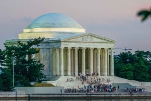 Washington DC: National Mall -yöbussikierros