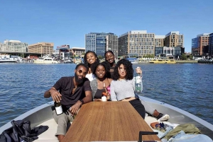 Washington DC: Navy Yard Self-Driven Boat Tour with Map