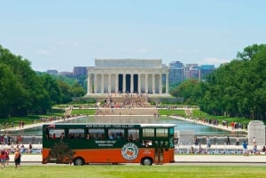 Washington, DC: Old Town Hop-On Hop-Off Trolley City Tour