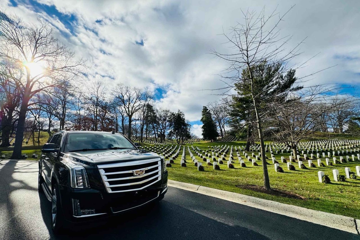 Washington DC: Private Tour with Luxury Vehicle