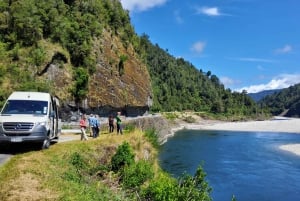 New Zealand: Guided 17-Day South Island Tour with Camping