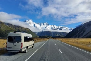 New Zealand: Guided 47-Day South Island Tour with Camping