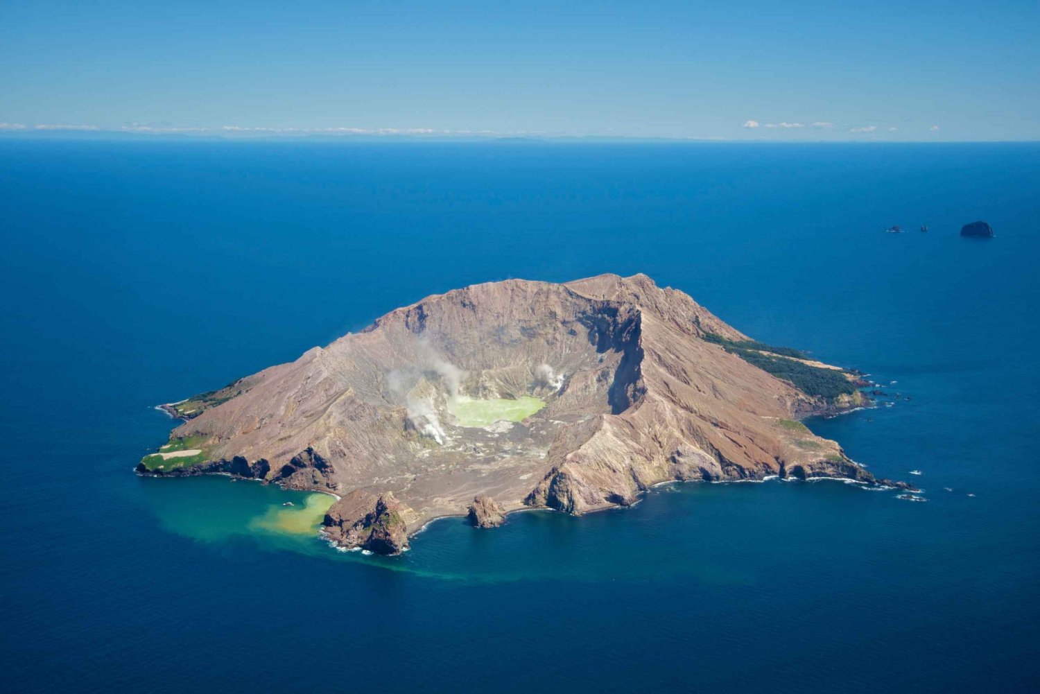 White Island & Whale Island 1 tunnin tulivuori maisemalento