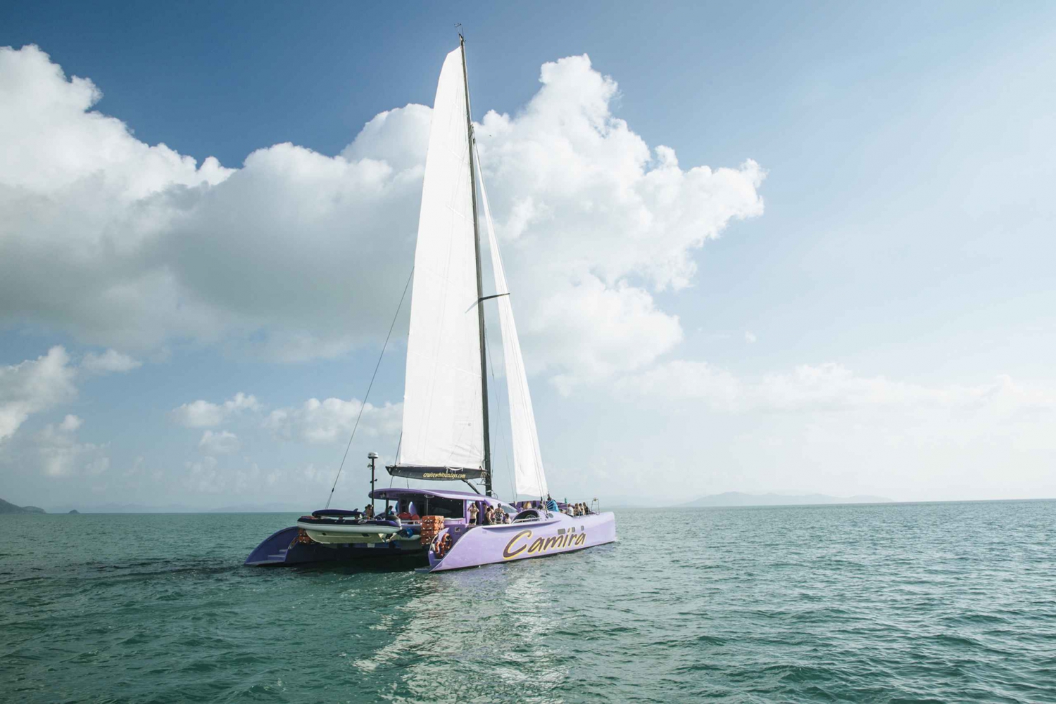 Airlie Beach: 2-Hour Sunset Cruise with Drinks