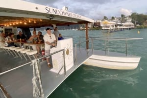 Airlie Beach: 2-Hour Sunset Cruise with Sparkling Wine