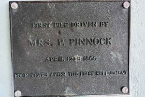 Airlie Beach: Vacker dagsutflykt till Bowen och Flagstaff Hill.