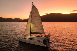 Airlie Beach: BYOB Sunset Sail in Style Catamaran Cruise