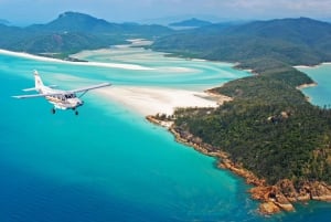 Airlie Beach: Fly & Sail Package