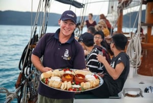 Queensland: Tallship Whitehaven Beach Sail & Snorkel