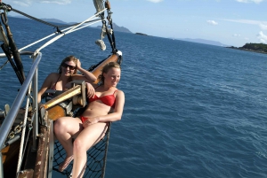 Queensland: Tallship Whitehaven Beach Sail & Snorkel