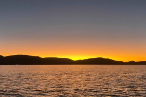 Airlie Beach Sunset Cruise with champagne & antipasto