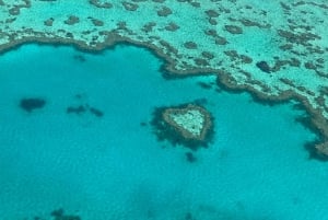Airlie Beach: Whitsundays & Great Barrier Reef Scenic Flight