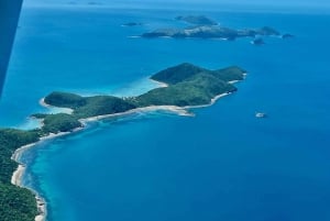 Airlie Beach: Whitsundays & Great Barrier Reef Scenic Flight