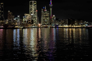 Auckland: avondrondvaart met hapjes en drankjes