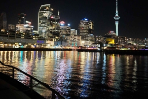 Auckland: avondrondvaart met hapjes en drankjes