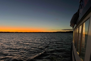 Havencruise bij zonsondergang in Auckland