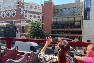 Belfast: tour in autobus hop-on hop-off con guida dal vivo