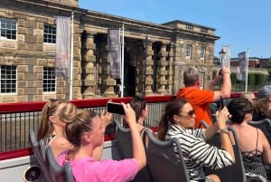 Belfast: tour in autobus hop-on hop-off con guida dal vivo