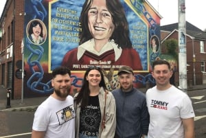 Belfast: Black Taxi Tour & Crumlin Road Jail Tour