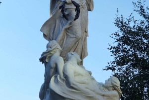 Experiência de caminhada eclética em Belfast ao longo da Via Marti