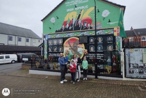 Belfast: Tur med den berømte sorte taxa