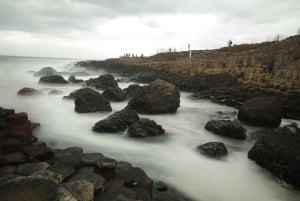 Belfast: Giants Causeway and North Coast Small Group Tour