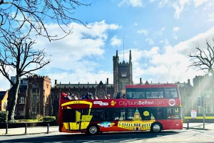 Belfast : visite en bus à arrêts multiples avec billet d'entrée au Titanic