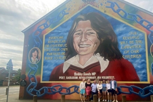 Belfast: Murals Taxi Tour