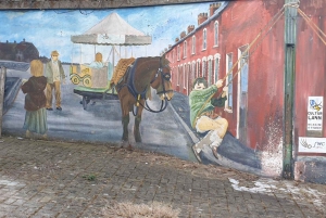 Belfast: Murals Taxi Tour