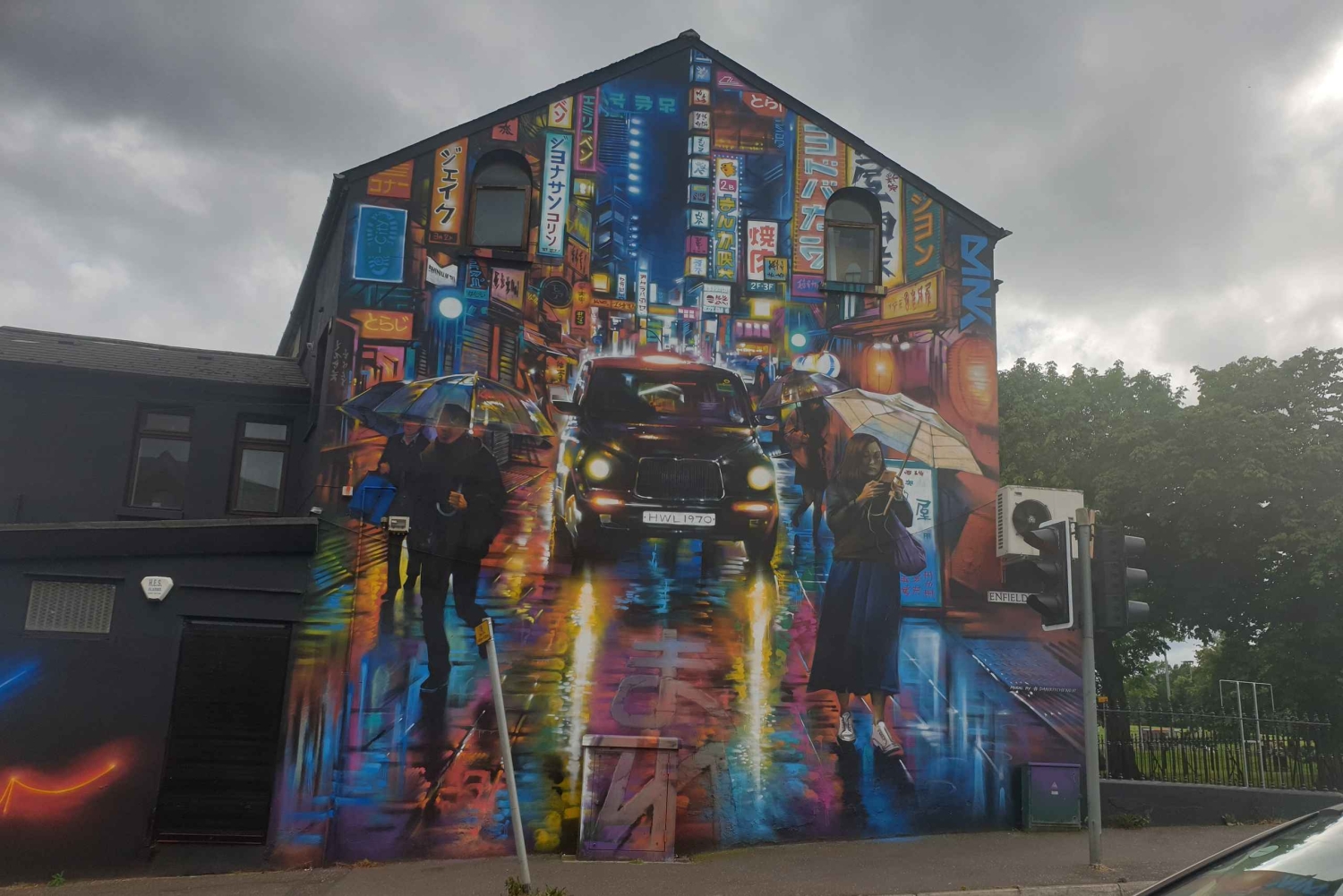 Belfast: Private Black Taxi Cab Political Murals Tour