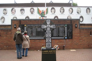 Belfast: Private Black Taxi Cab Political Murals Tour