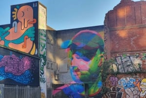 Belfast : Pub Music , Street Art Experience Walking Tour