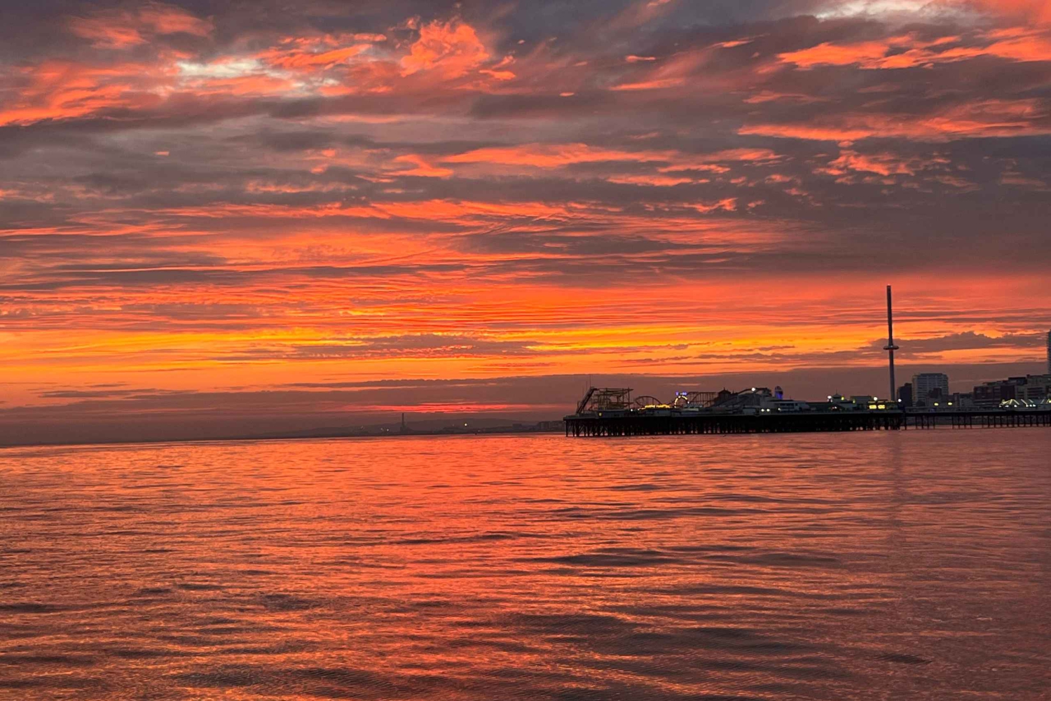 Brighton: Auringonlaskun purjehdusristeily viinilasillisen kera