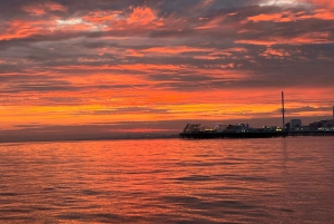 Brighton: Auringonlaskun purjehdusristeily viinilasillisen kera