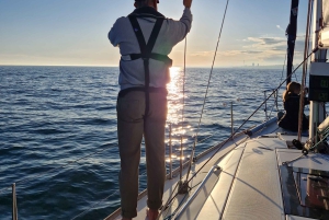 Brighton: Auringonlaskun purjehdusristeily viinilasillisen kera