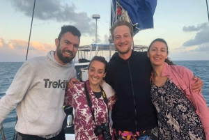 Cairns: 2-Day Great Barrier Reef Dive and Snorkel Boat Trip