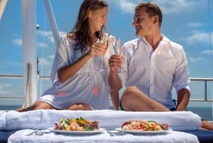 Cairns: gita di 1 giorno alla GBC con snorkeling e immersioni